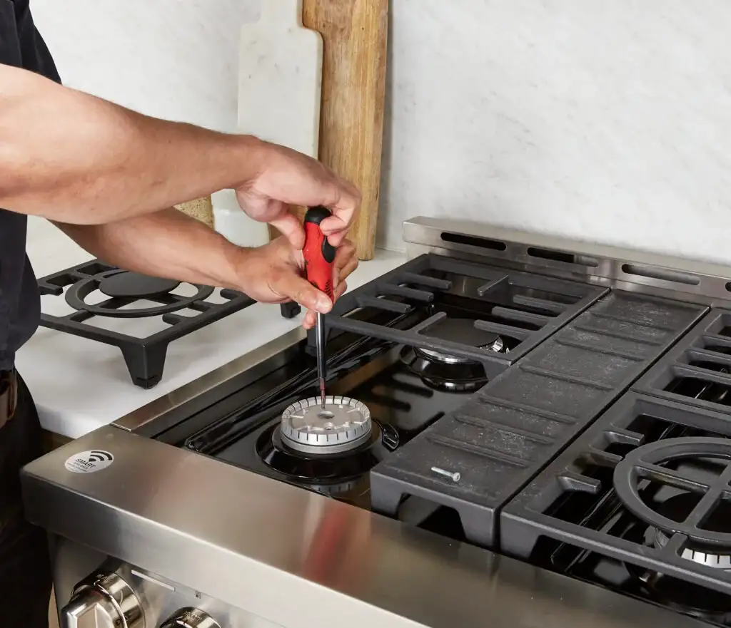 Service Kompor Ariston